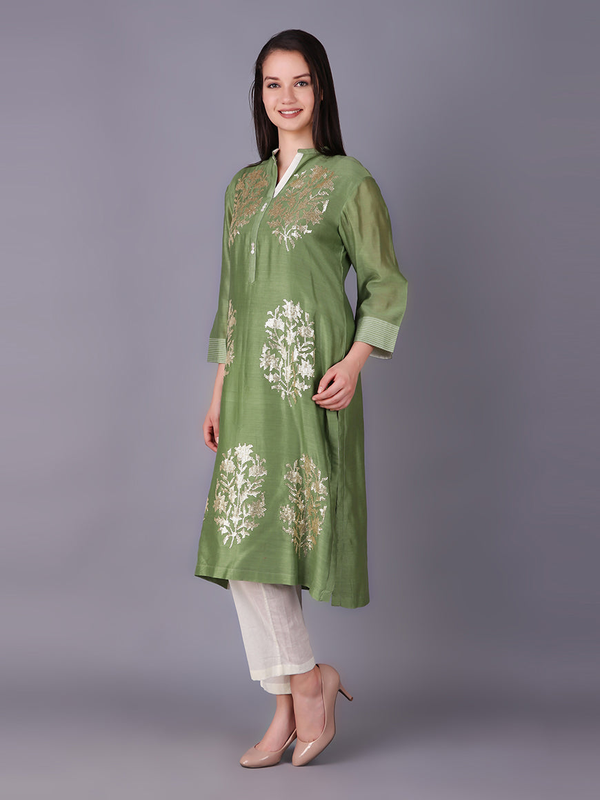 900763 OLIVE TAJ GOLD FLOWER