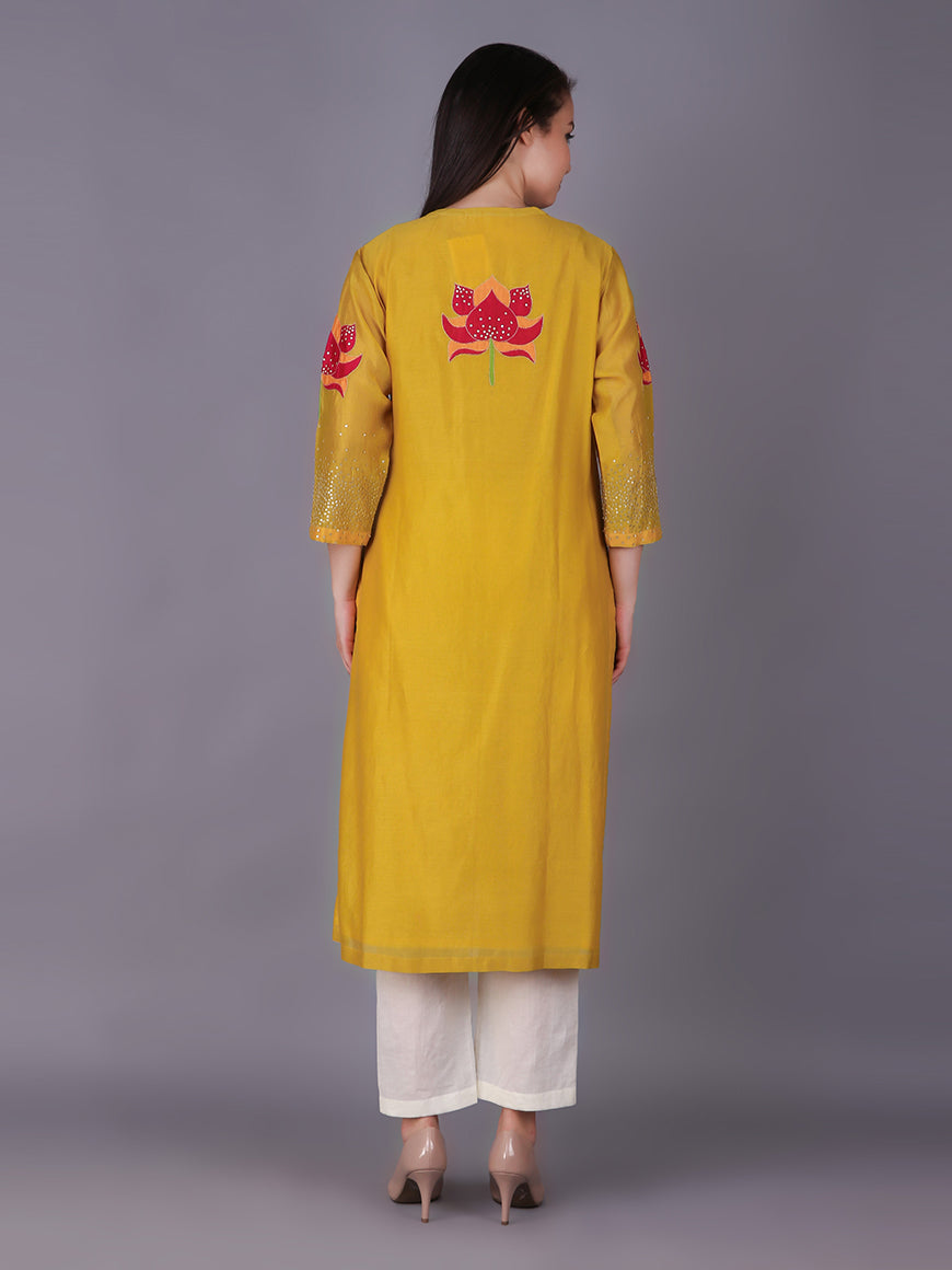 900806 MUSTARD LOTUS APPLIQUE