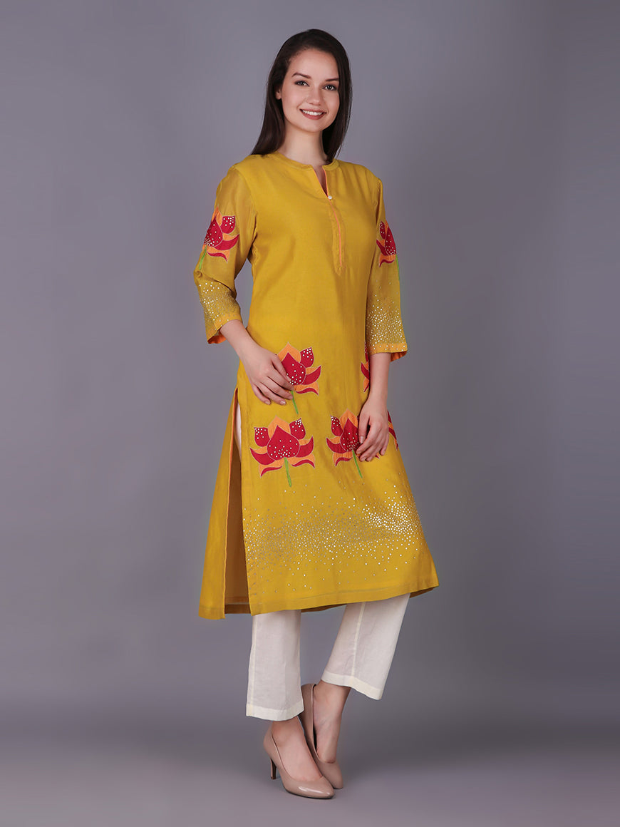 900806 MUSTARD LOTUS APPLIQUE