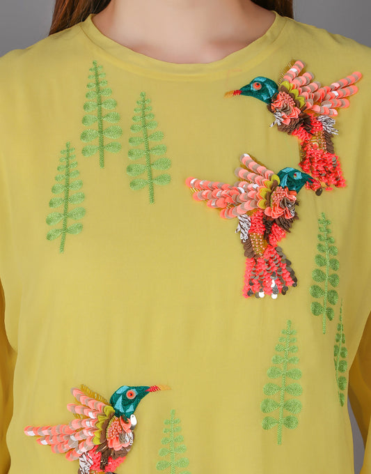 900946 YELLOW BIRDS IN GEORGETTE