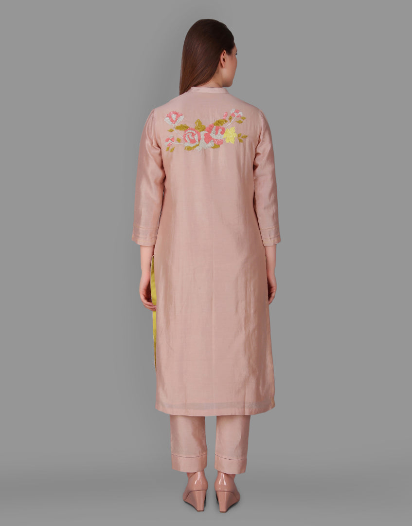 9001262 ROSE MULTI FLOWER BEL