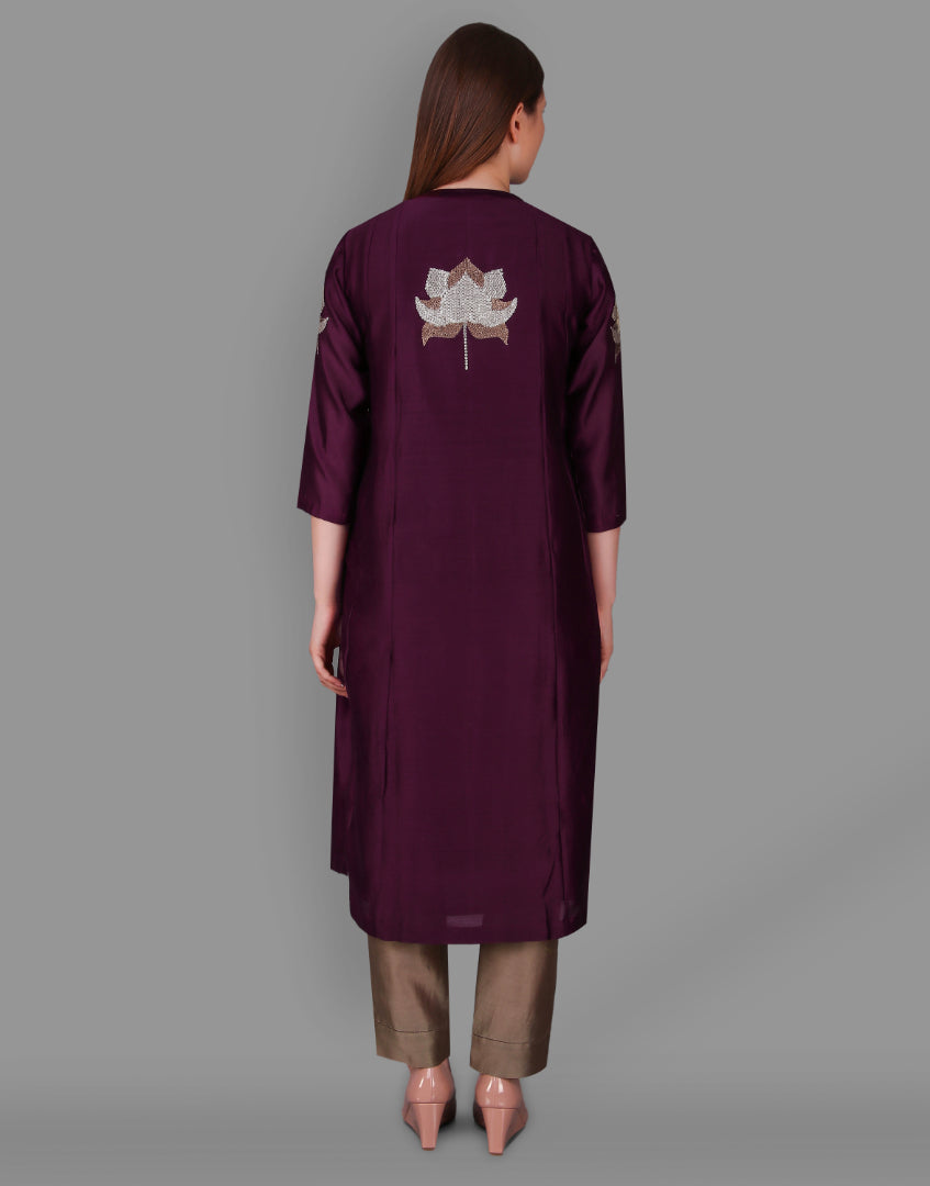 900958 WINE LOTUS ANTIQUE