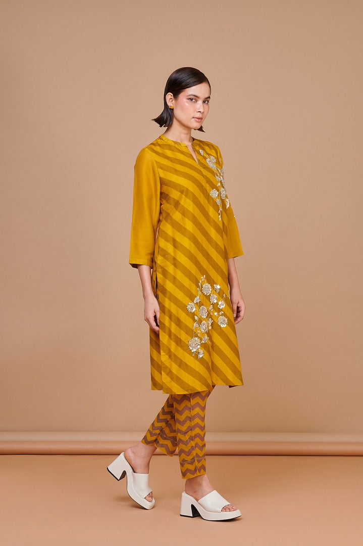 900897 DIAGONAL MUSTARD DISCO SEQ