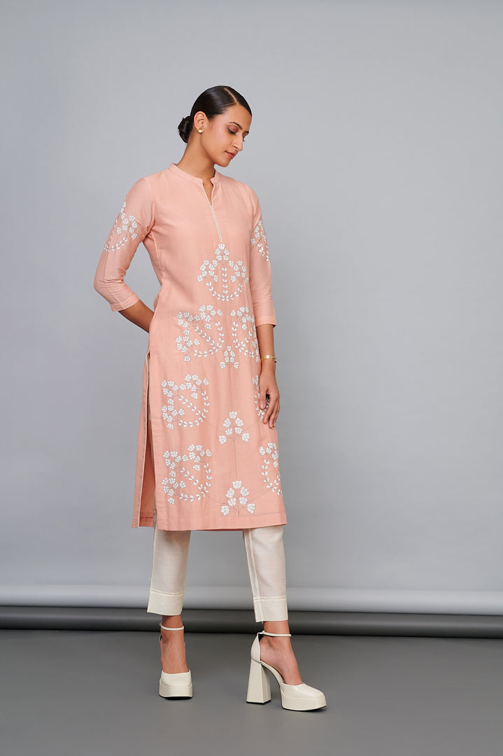 9001370 PEACH PINK STEM WHITE