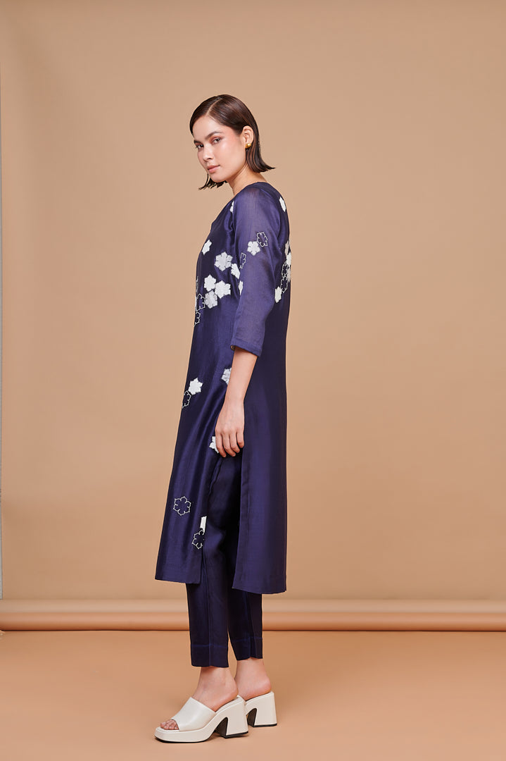 1336 Floral Applique Emb Kurta with Bottoms