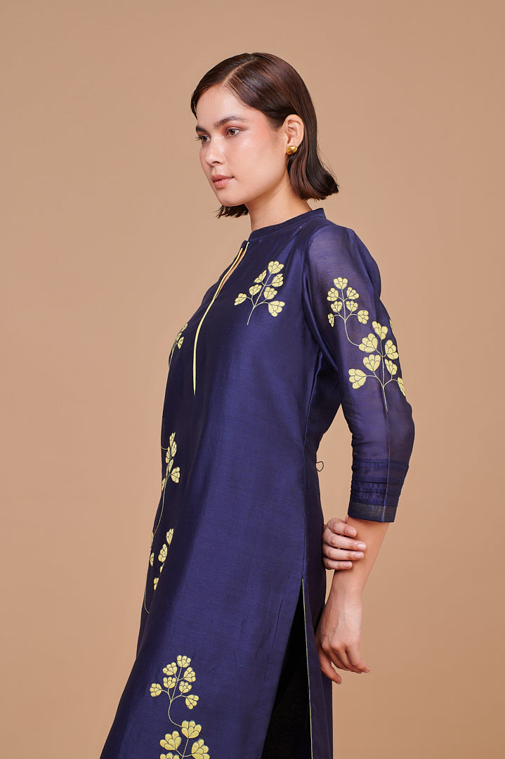 9001371 INDIGO YELLOW FLORAL APPLIQUE