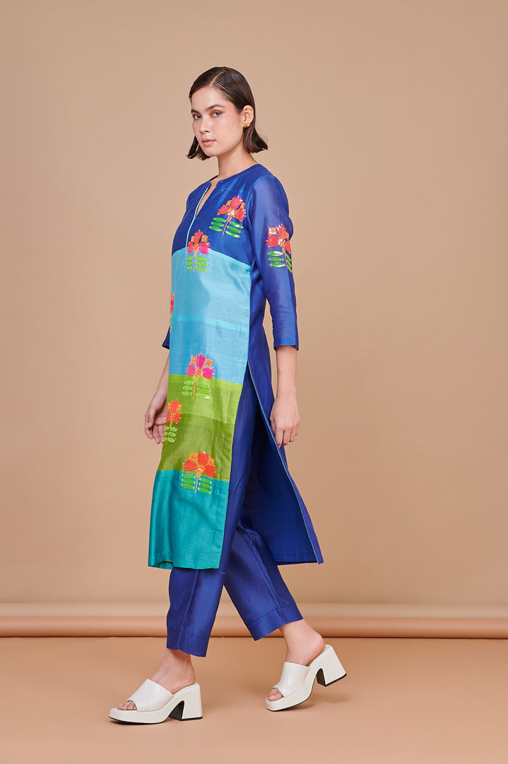 9001346 BLUE MULTI STRIPE