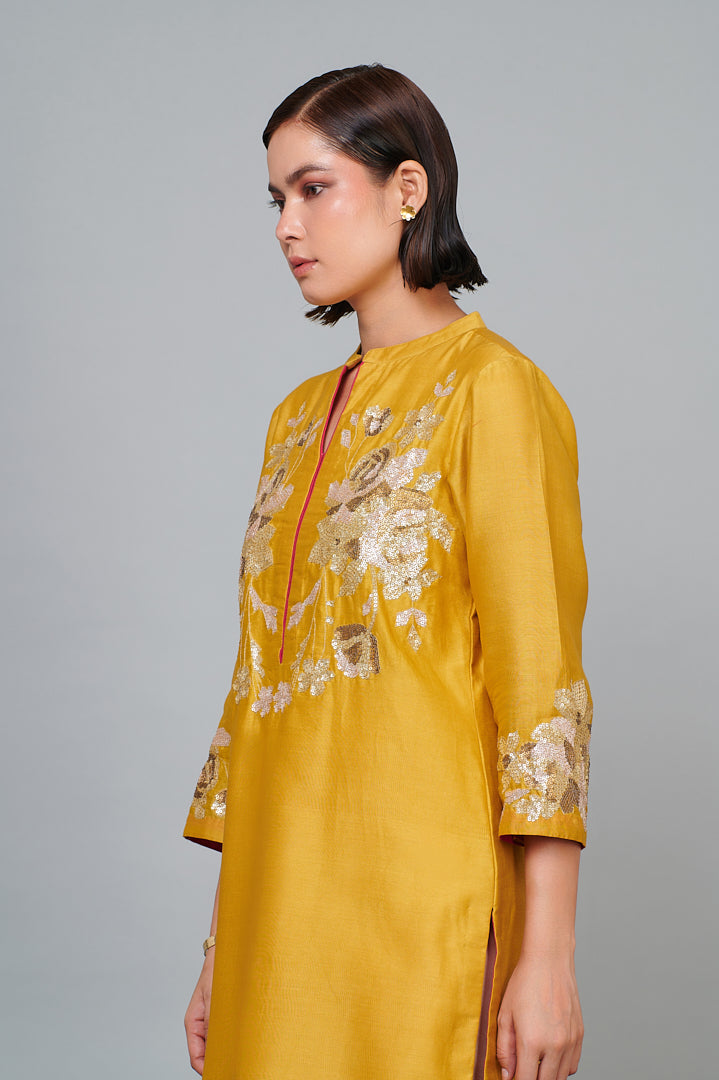 ABHJEET KHANNA | SHOP HAND EMBROIDERED TUNIC IN CHANDERI | OCCASSION WEAR | SHOP TROUSSEAU ONLINE INDIA
