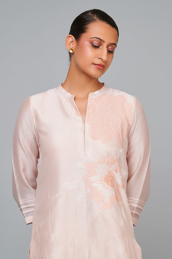ABHIJEET KHANNA | CHANDERI TUNIC APPLIQUE  EMBROIDERY  FLORAL | TUNICS ONLINE INDIA | ROSE